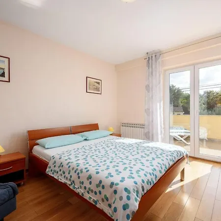 Gulic 1 Comfortable Poreč
