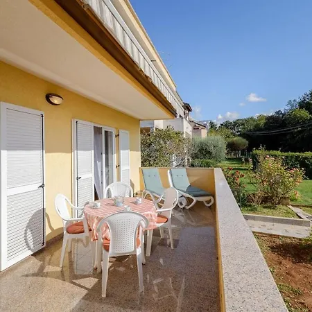Ferienhaus Gulic 1 Comfortable *