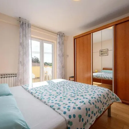 Gulic 1 Comfortable Ferienhaus Poreč