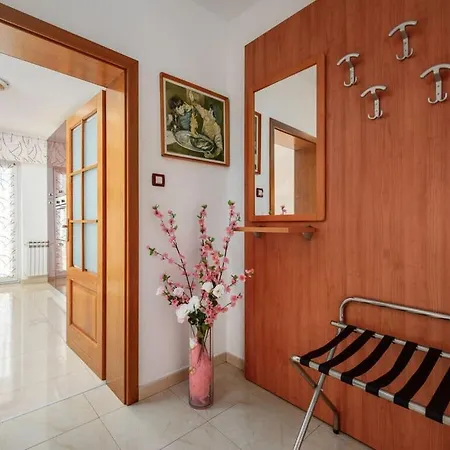 Gulic 1 Comfortable Ferienhaus