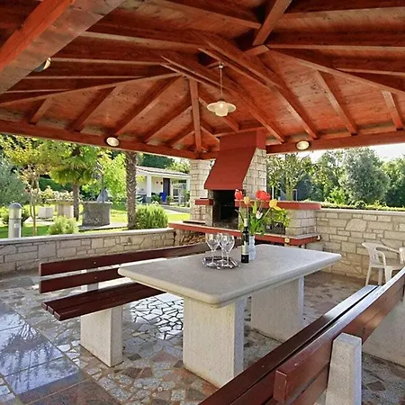 Gulic 1 Comfortable Ferienhaus *